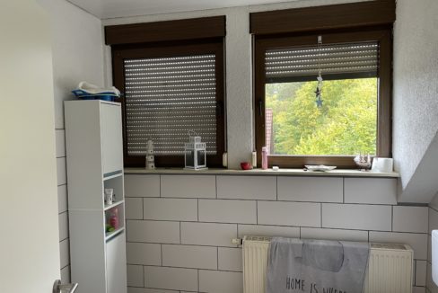 3. Weitere Ansicht Badezimmer DG