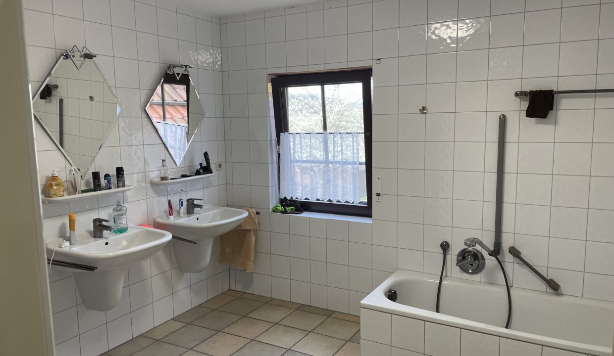 Badezimmer DG